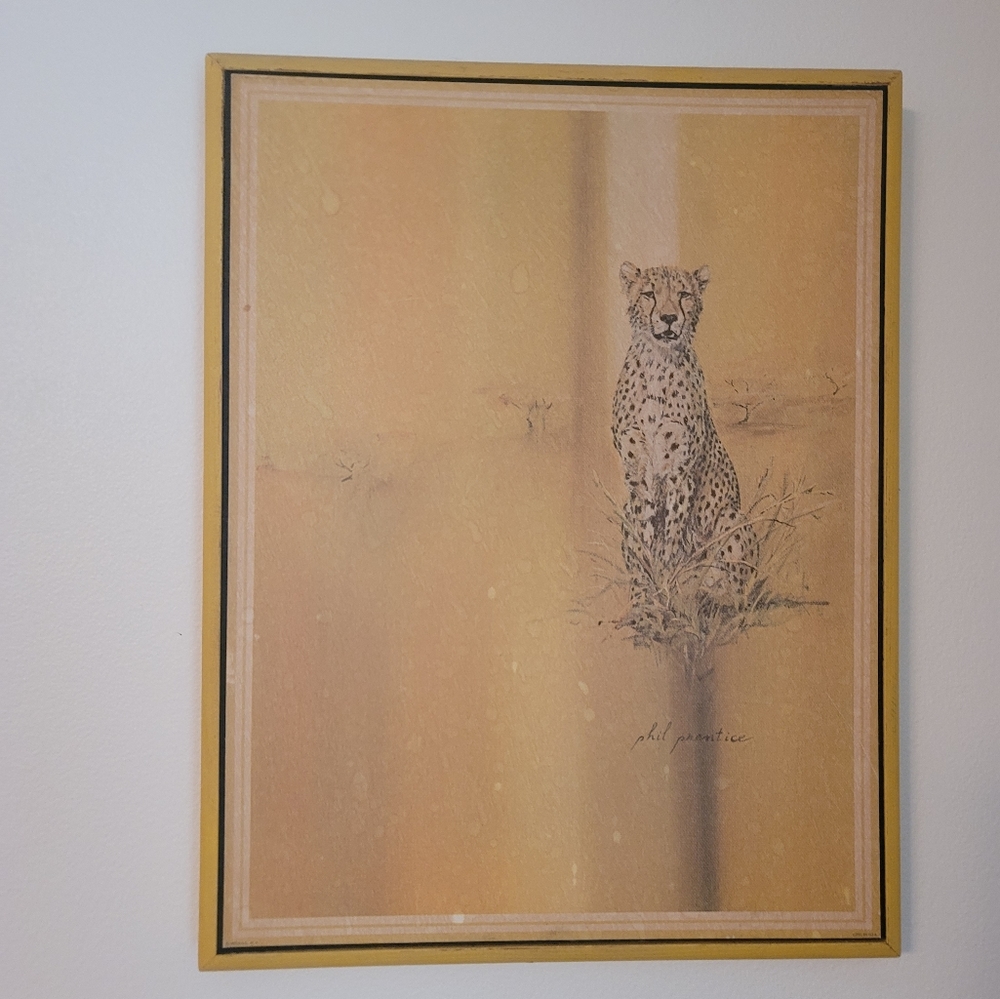 Vintage Home Interior Brand Cheetah wall Hanging